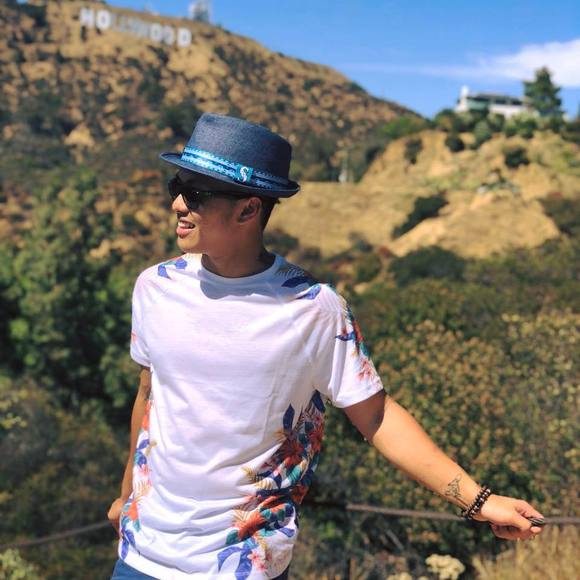 Meet your Posher, Billy - Picture 1 of 1